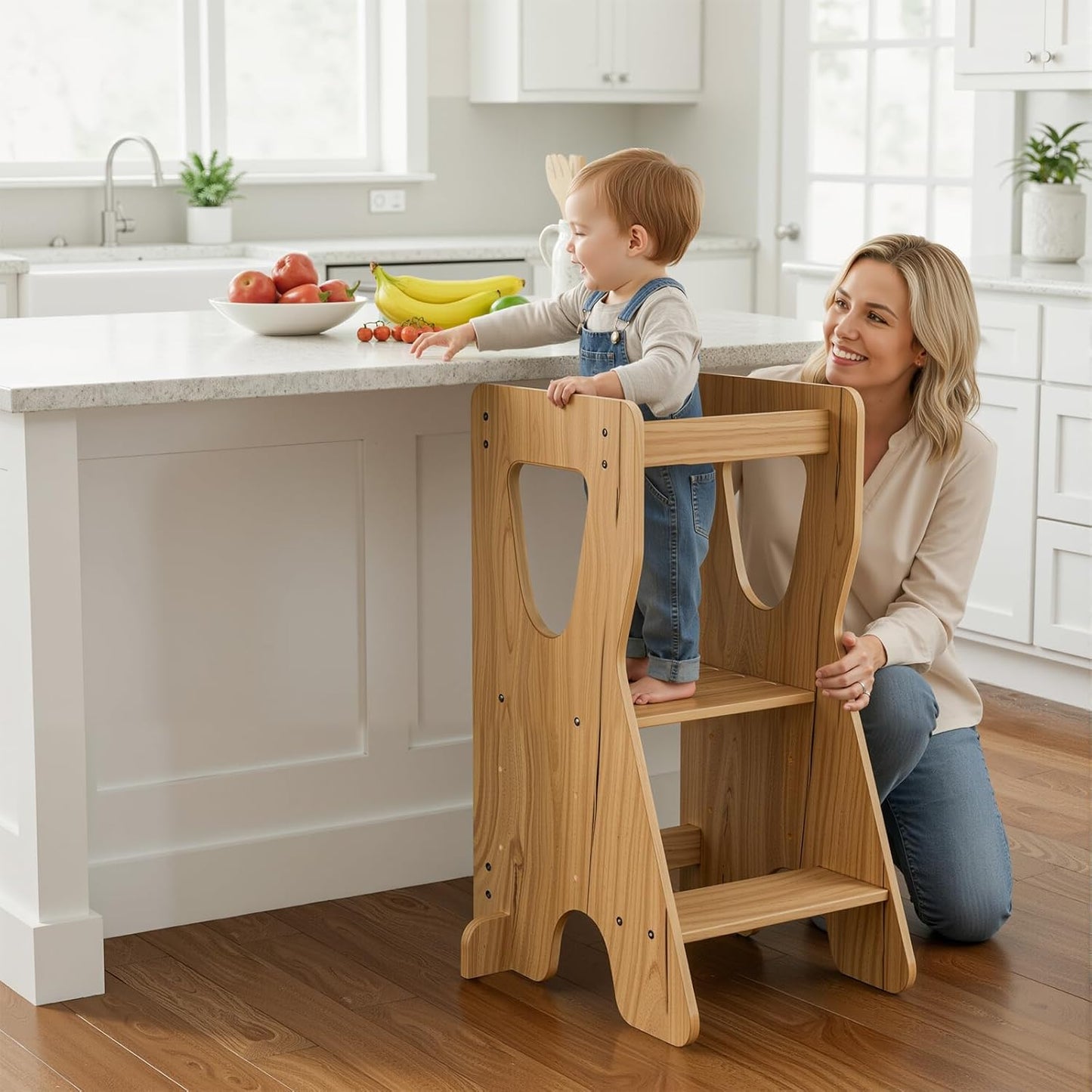 Height-adjustable Montessori Learning Tower with Anti-tip Protection